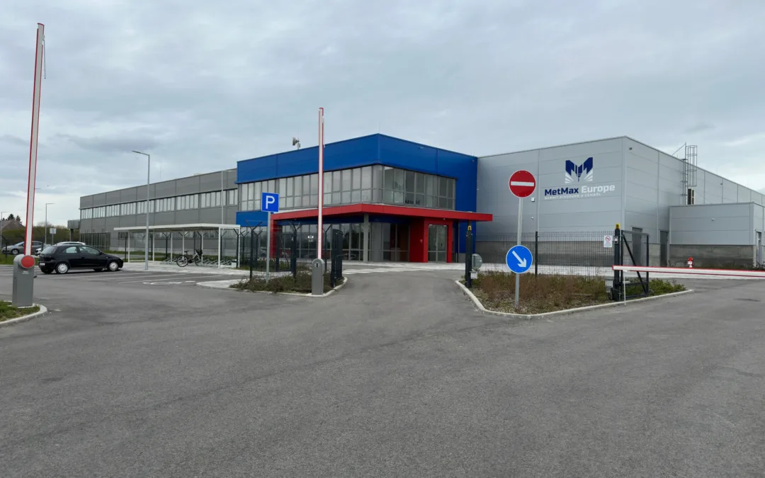 Számos győri épület kivitelezője, az AK Construction is a WHB Győr Rally mellé állt